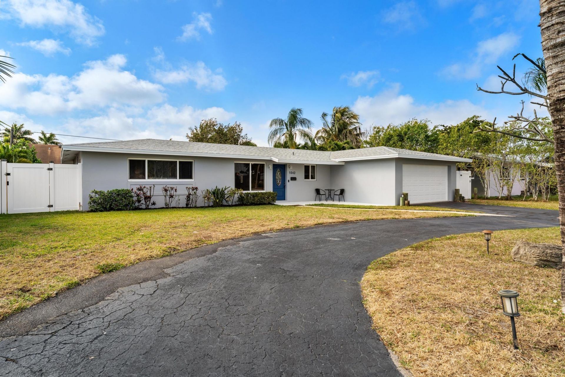 1042 SW 23rd Avenue, Boynton Beach, FL 33426 Photo