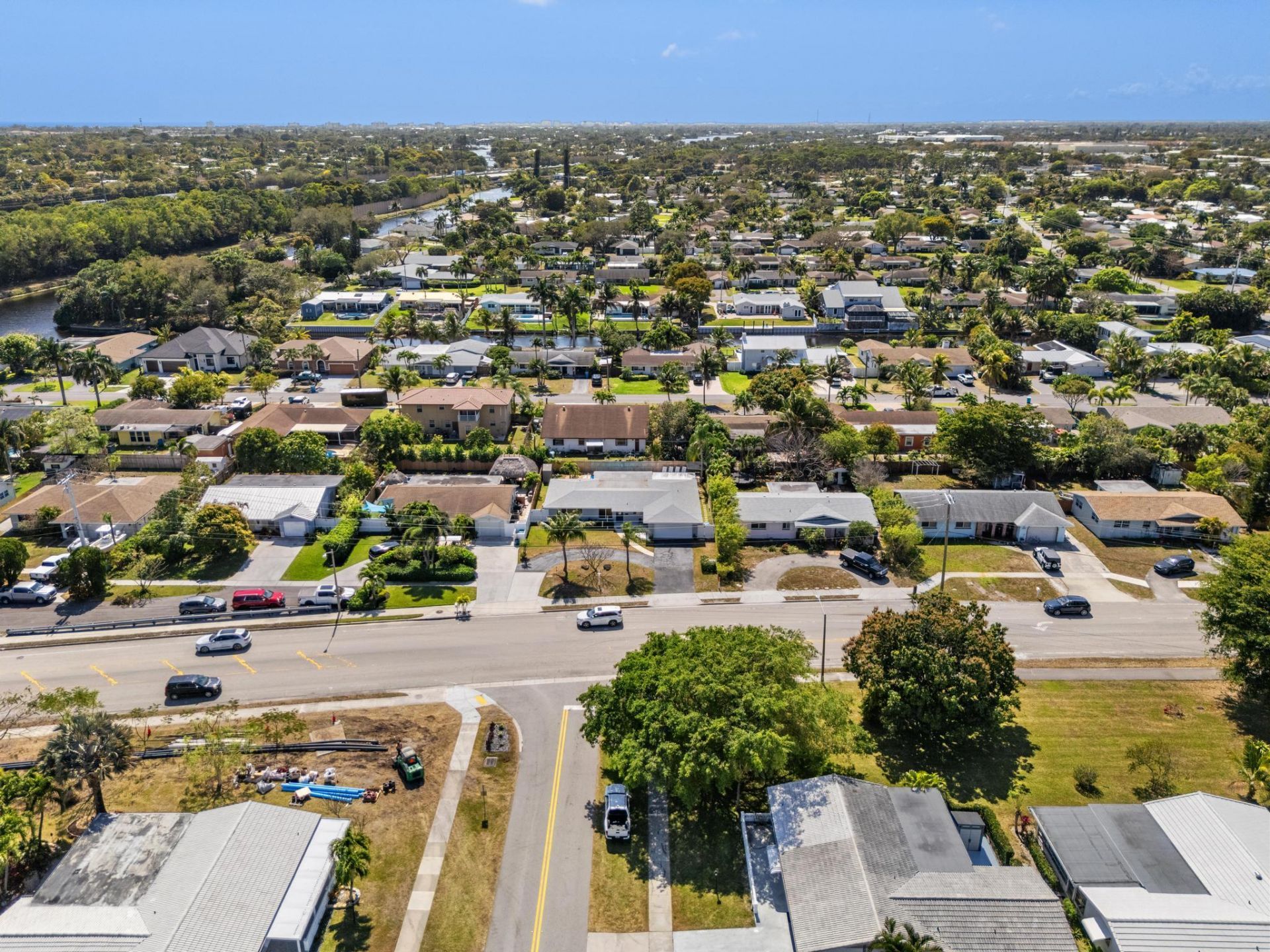 1042 SW 23rd Avenue, Boynton Beach, FL 33426 Photo