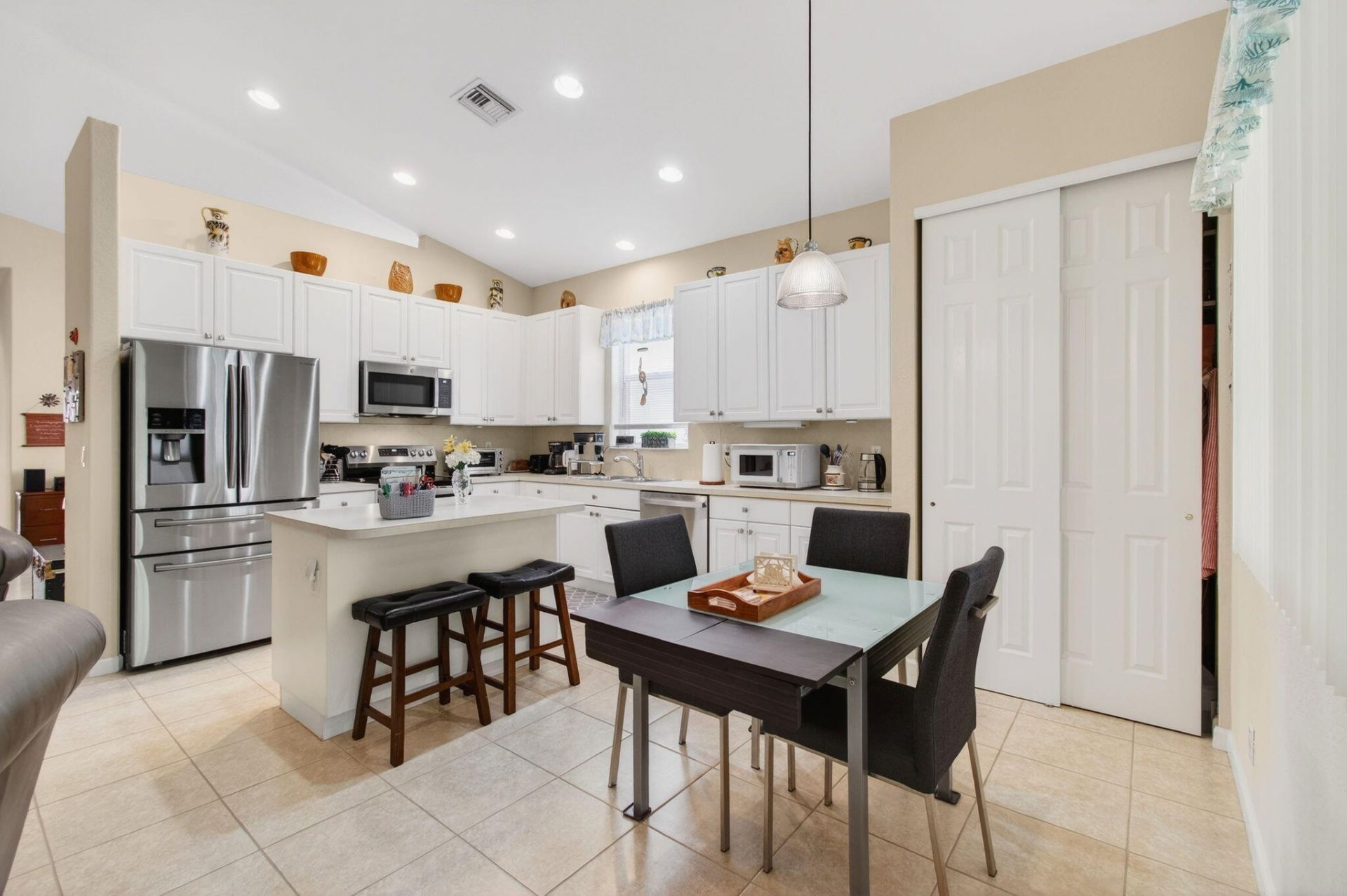 9503 Sandpiper Lane, West Palm Beach, FL 33411 Photo