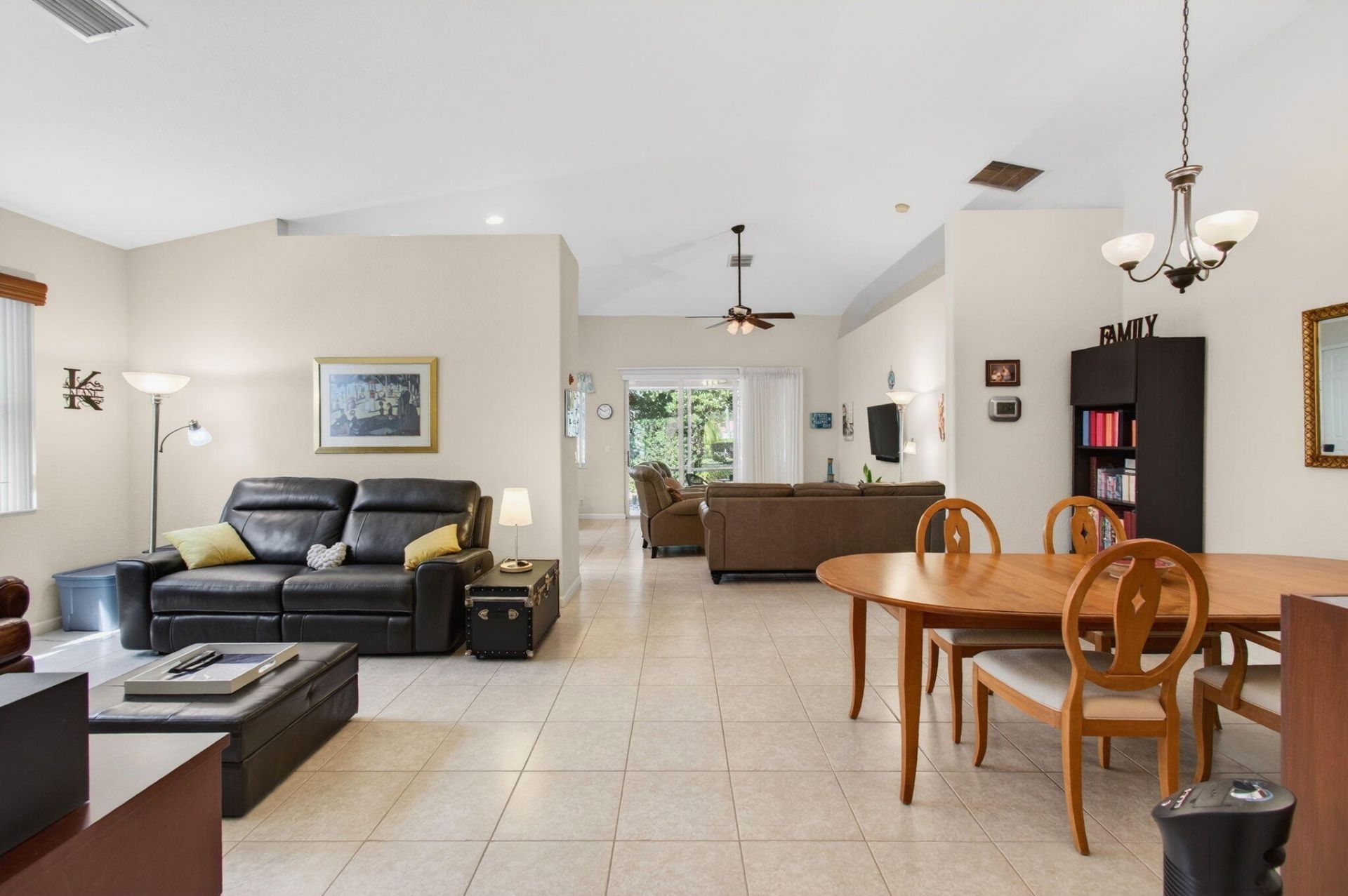 9503 Sandpiper Lane, West Palm Beach, FL 33411 Photo