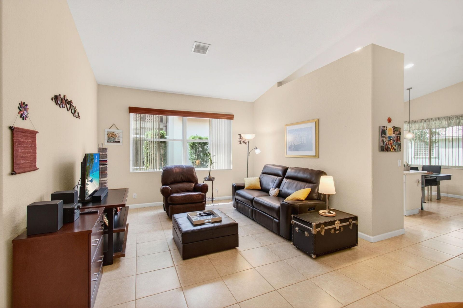 9503 Sandpiper Lane, West Palm Beach, FL 33411 Photo