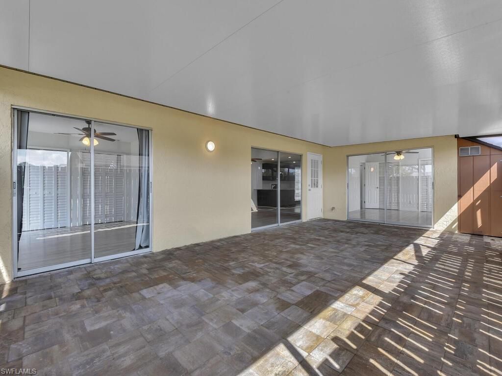 5620 Foxlake Dr, North Fort Myers, FL 33917 Photo