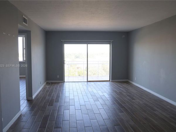Unit 604A, Hollywood, FL 33021