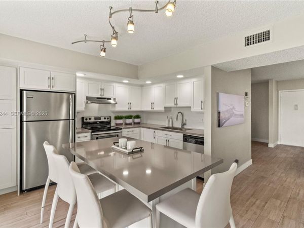 5130 Las Verdes Cir , Unit 107, Delray Beach, FL 33484