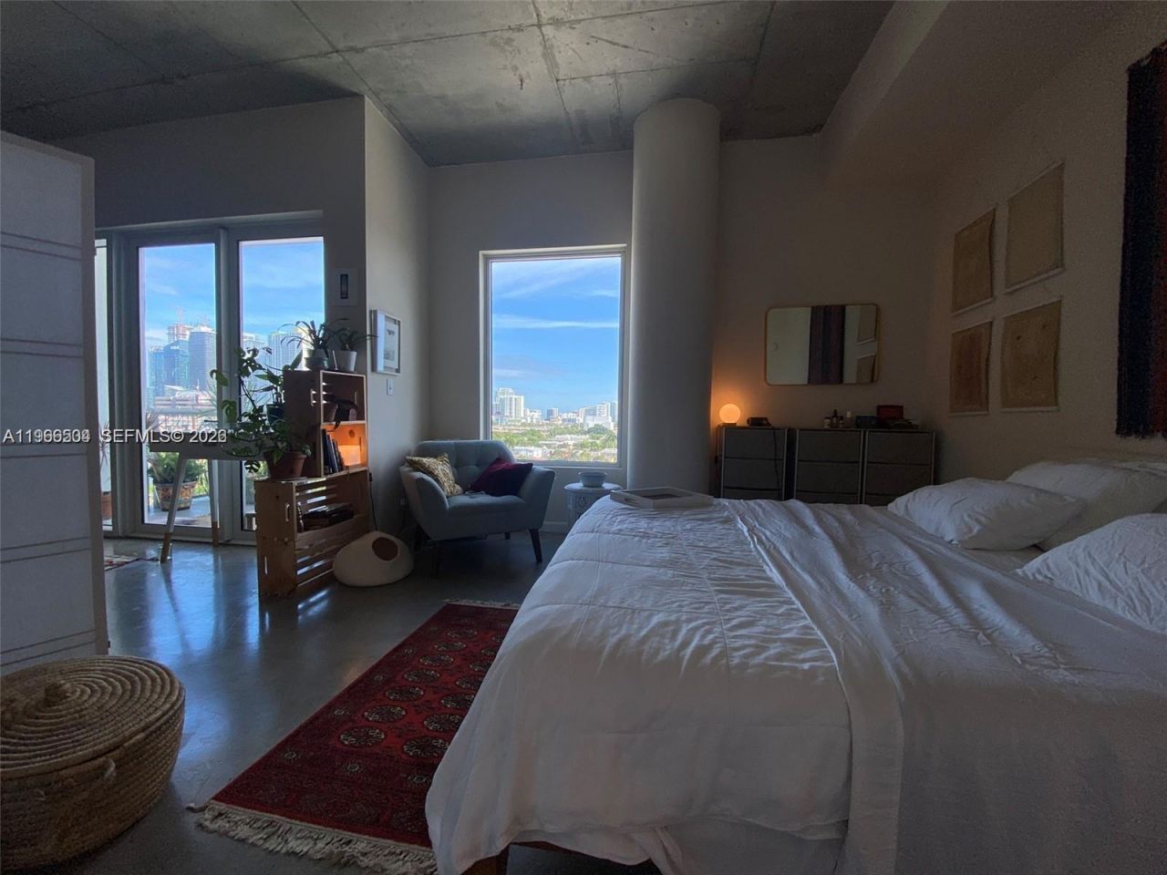 10 SW South River Dr #909, Miami, FL 33130 Photo