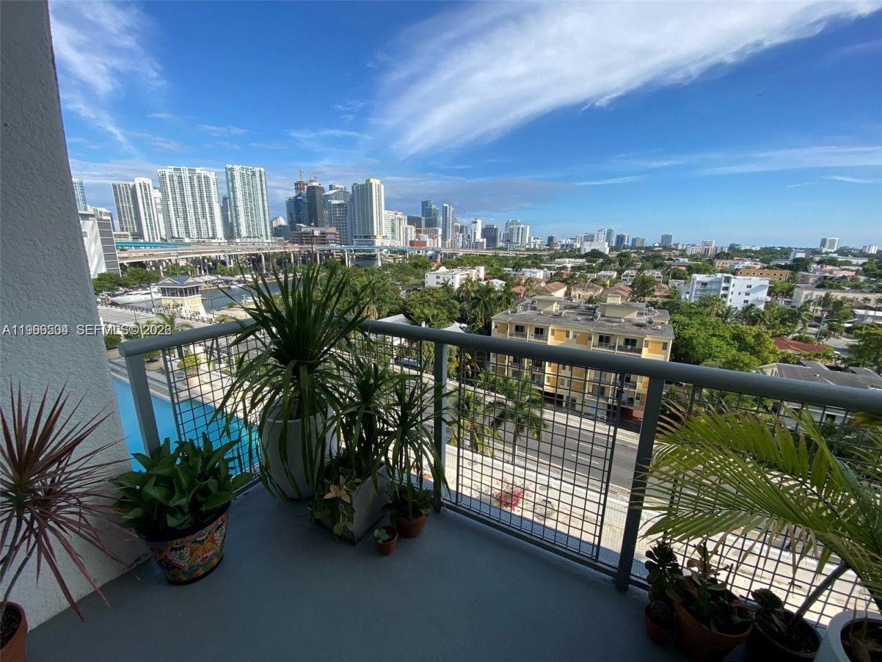 10 SW South River Dr #909, Miami, FL 33130 Photo