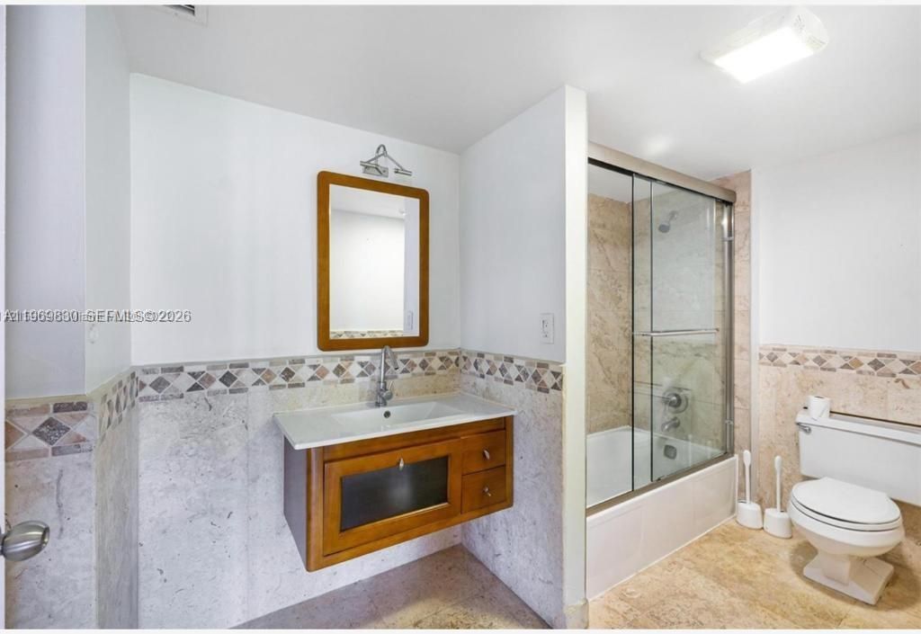 290 174th St, Unit 612, Sunny Isles Beach, FL 33160 Photo