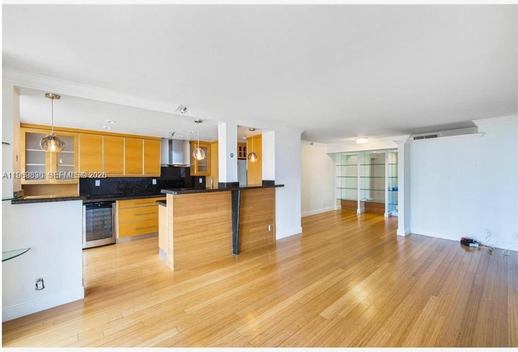 290 174th St, Unit 612, Sunny Isles Beach, FL 33160 Photo