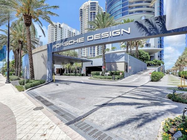18555 Collins Ave , Unit 2605, Sunny Isles Beach, FL 33160