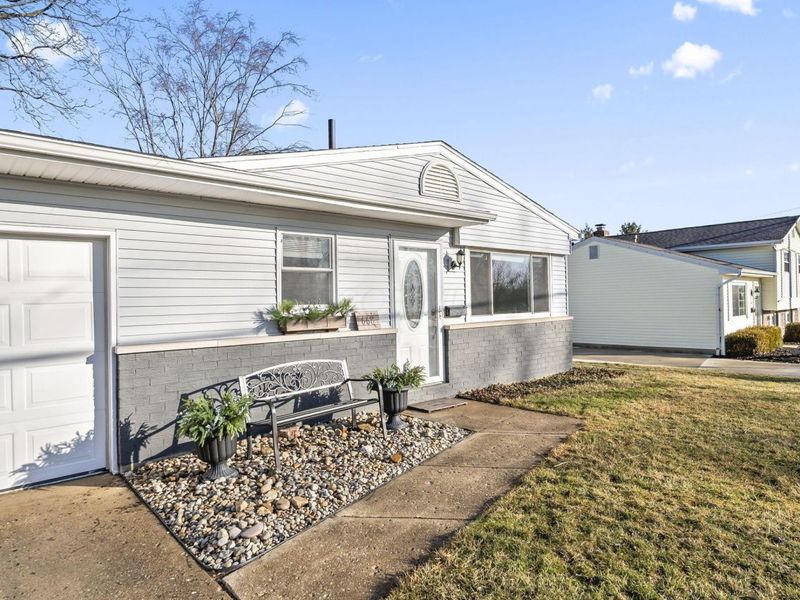 668 London Road, West Jefferson, OH 43162 Photo 5