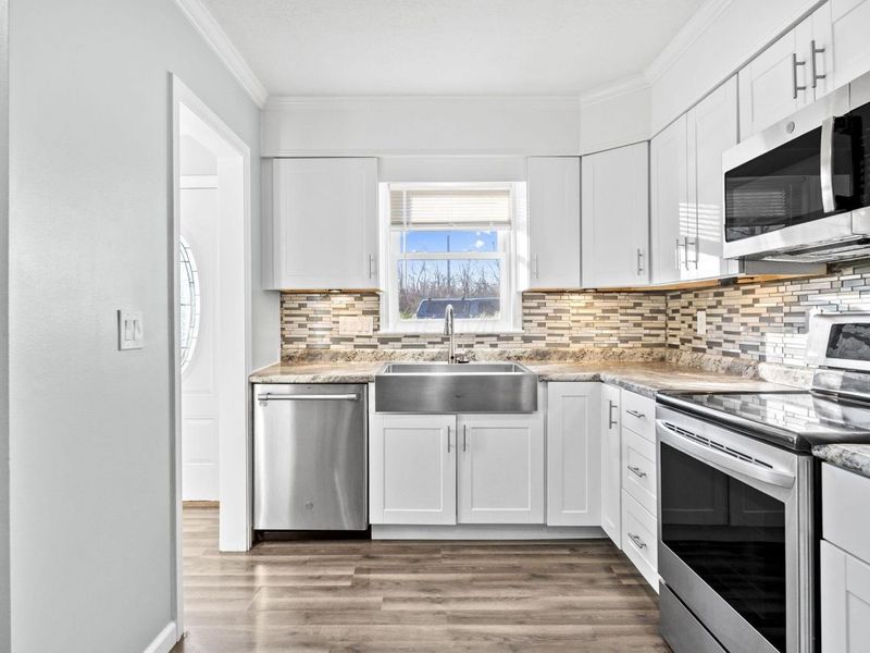 668 London Road, West Jefferson, OH 43162 Photo 8