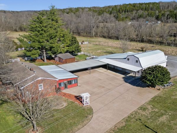 33 Edgewood Rd, Alexandria, TN 37012