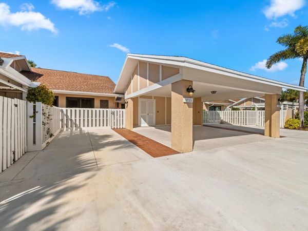 3733 Cape Pointe Circle, Jupiter, FL 33477