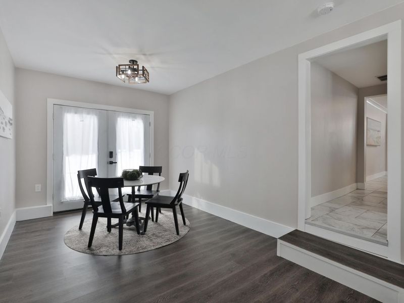 7380 Lewis Center Road, Westerville, OH 43082 Photo 18