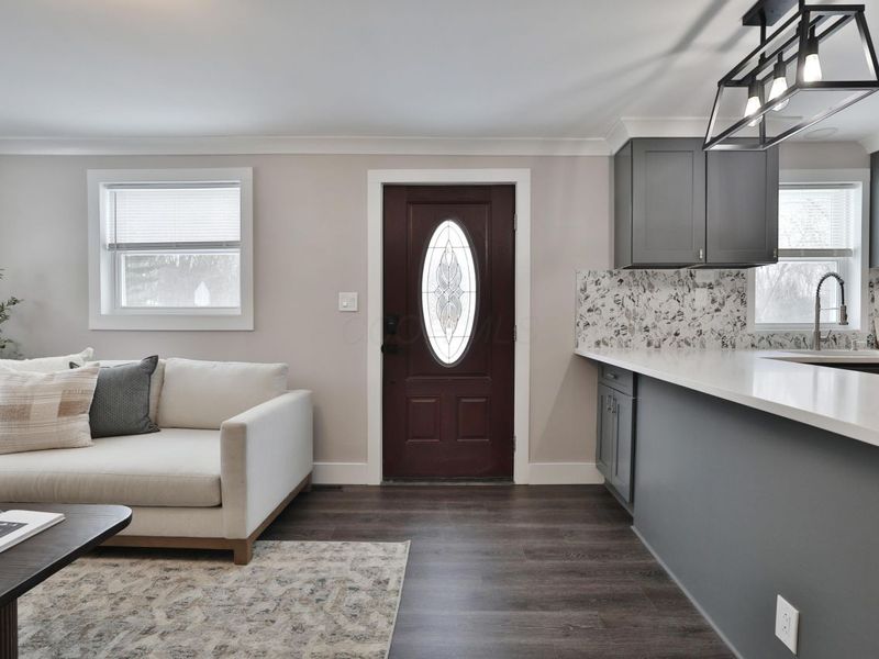 7380 Lewis Center Road, Westerville, OH 43082 Photo 5