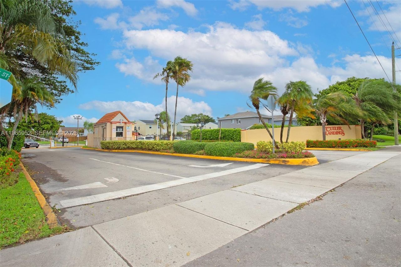 27030 SW 120th Ave Rd, Homestead, FL 33032 Photo