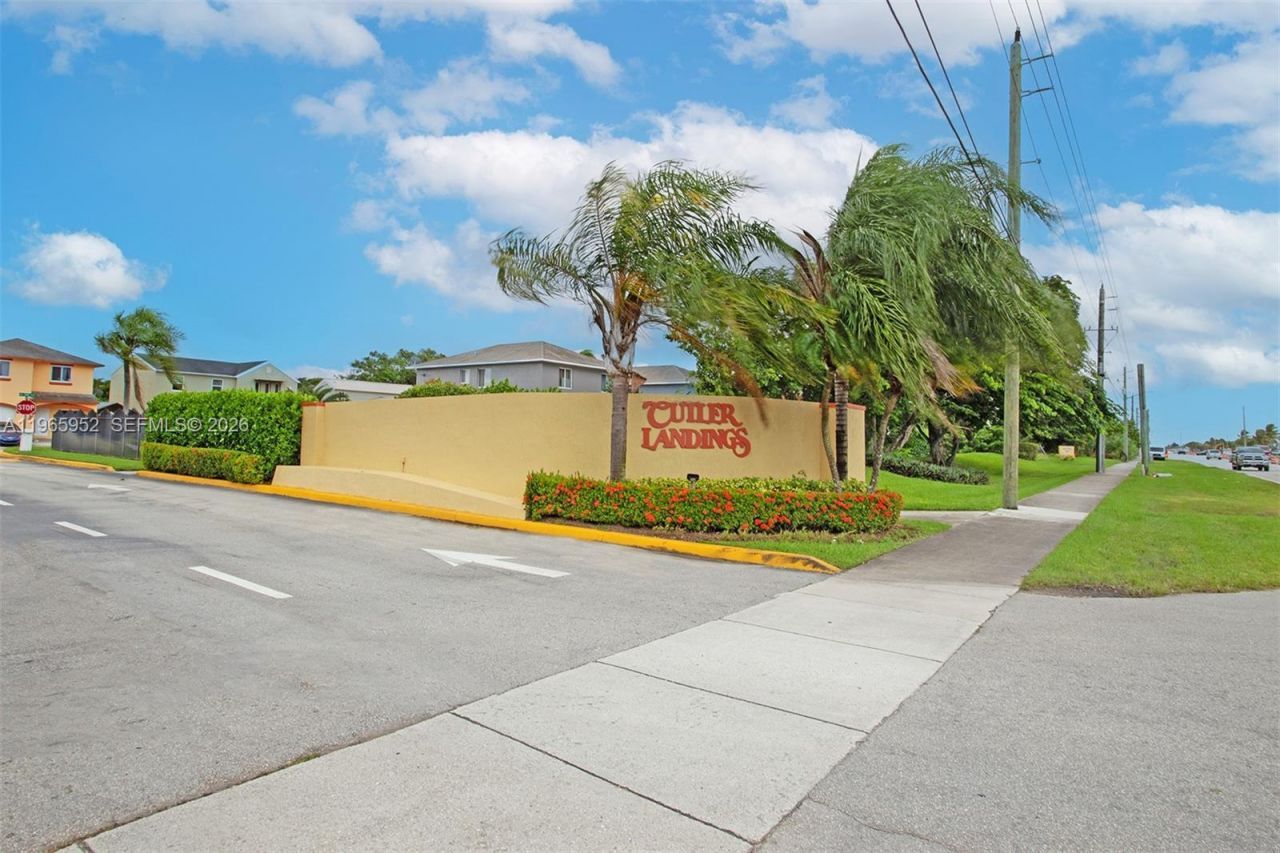27030 SW 120th Ave Rd, Homestead, FL 33032 Photo