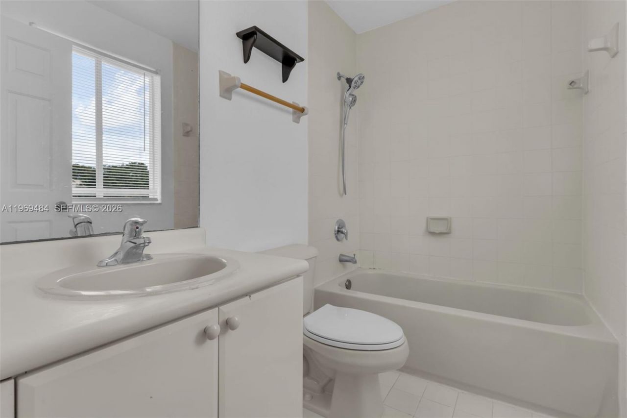 2818 SE 16th Ave , Unit 118, Homestead, FL 33035 Photo