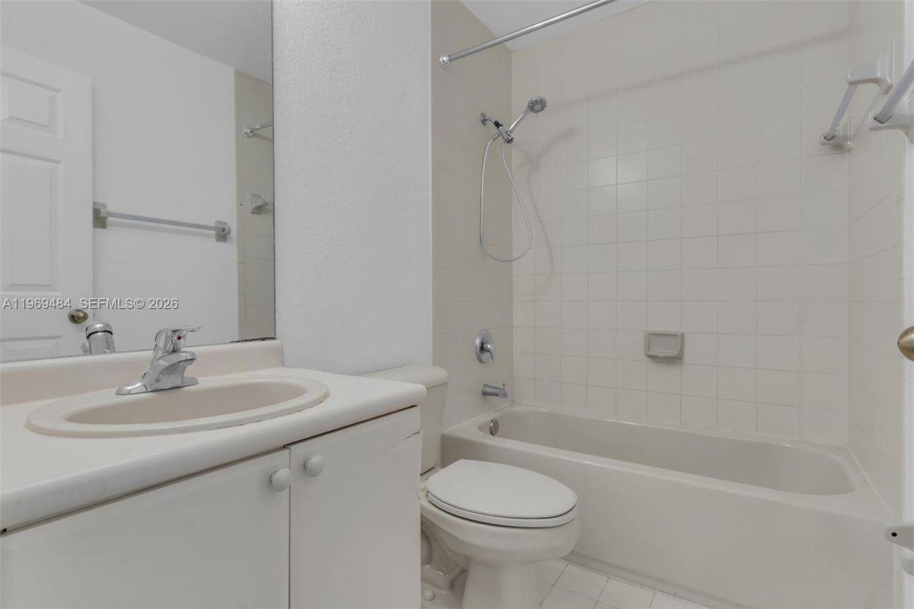 2818 SE 16th Ave , Unit 118, Homestead, FL 33035 Photo