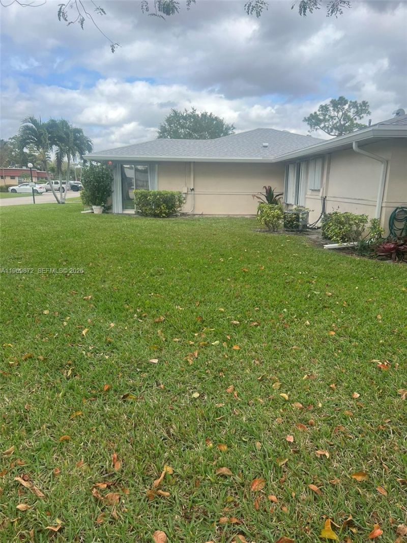 176 Cape Cod Circle, Lake Worth, FL 33467 Photo