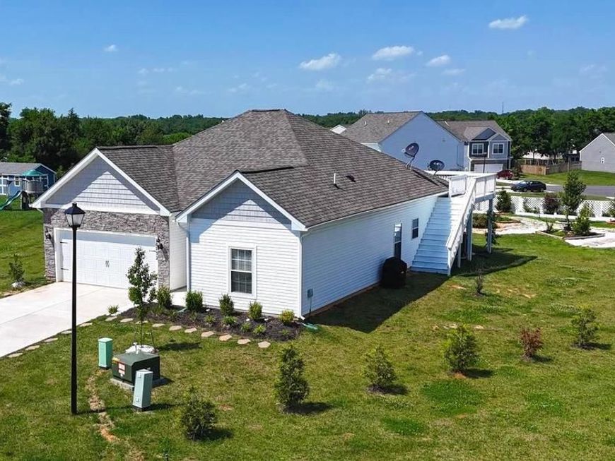 18732 Ballantyne Way, Hagerstown, MD 21740 Main Photo