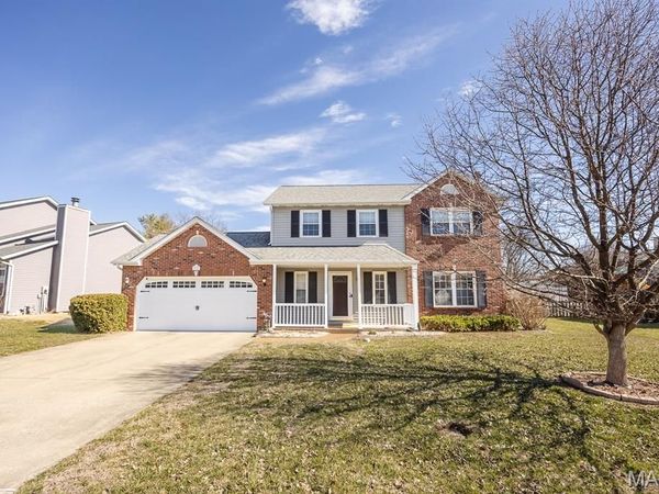 1028 Meadows Court, Maryville, IL 62062