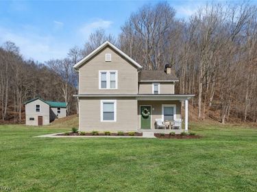 2994 State Route 524, Bergholz, OH 43908