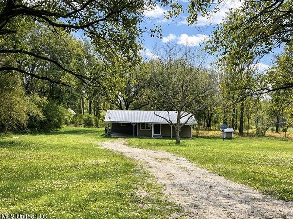 2203 Cooks Corner Road, Lucedale, MS 39452