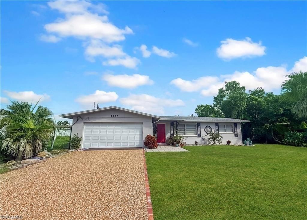 2355 Ivy Ave, Fort Myers, FL 33907 Main Photo