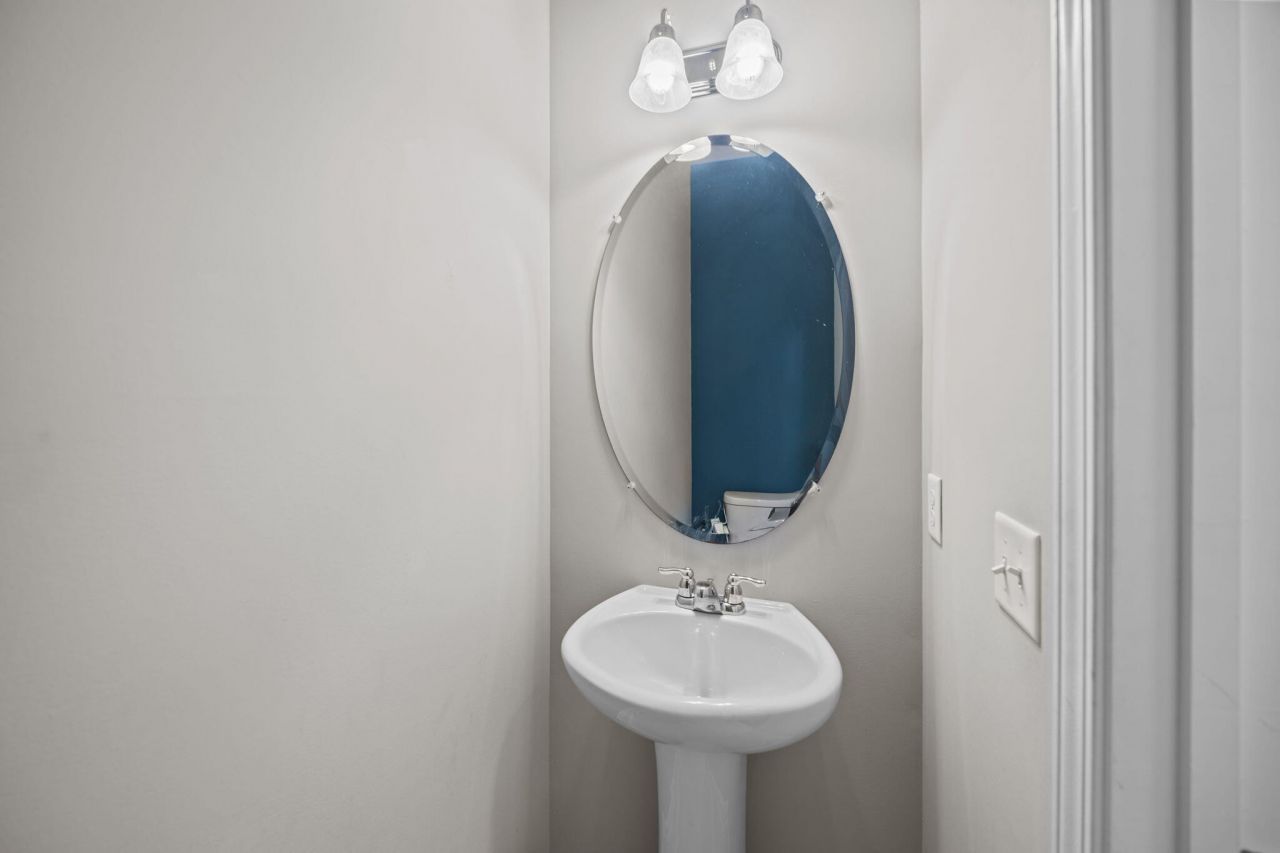 1817 Corvina Drive Photo 8