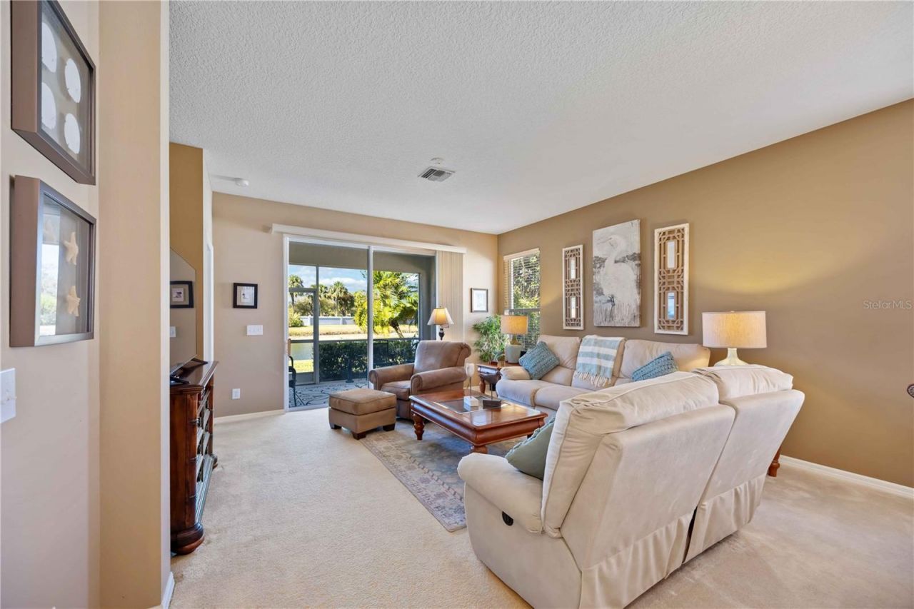 4040 Cascade Falls Drive, Sarasota, FL 34243 Photo