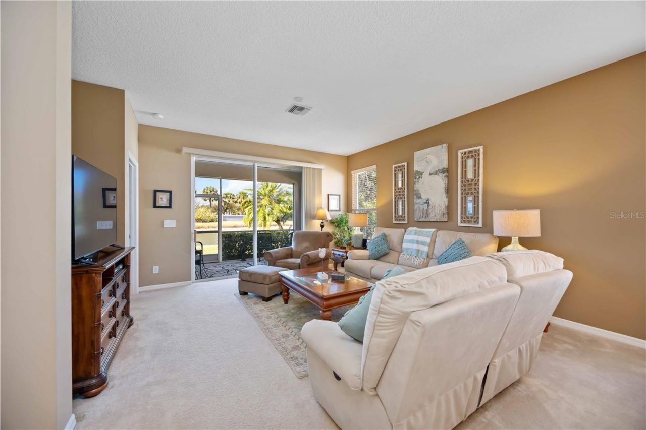 4040 Cascade Falls Drive, Sarasota, FL 34243 Photo