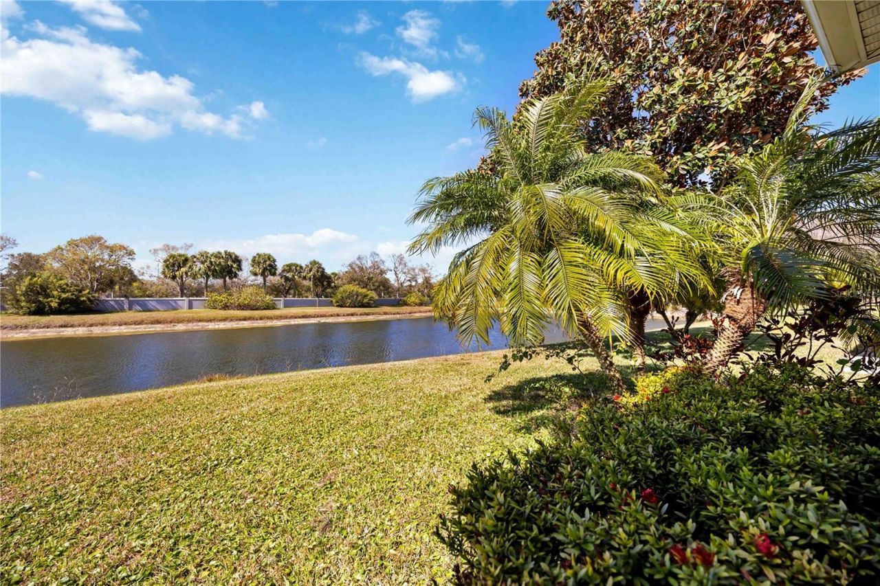 4040 Cascade Falls Drive, Sarasota, FL 34243 Photo