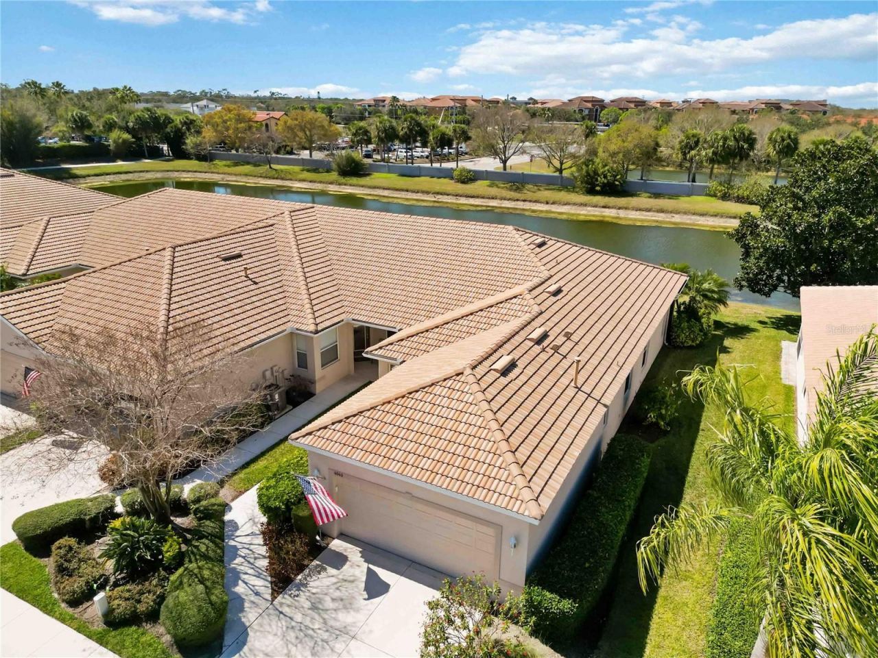 4040 Cascade Falls Drive, Sarasota, FL 34243 Photo