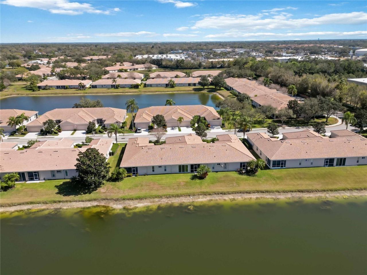 4040 Cascade Falls Drive, Sarasota, FL 34243 Photo