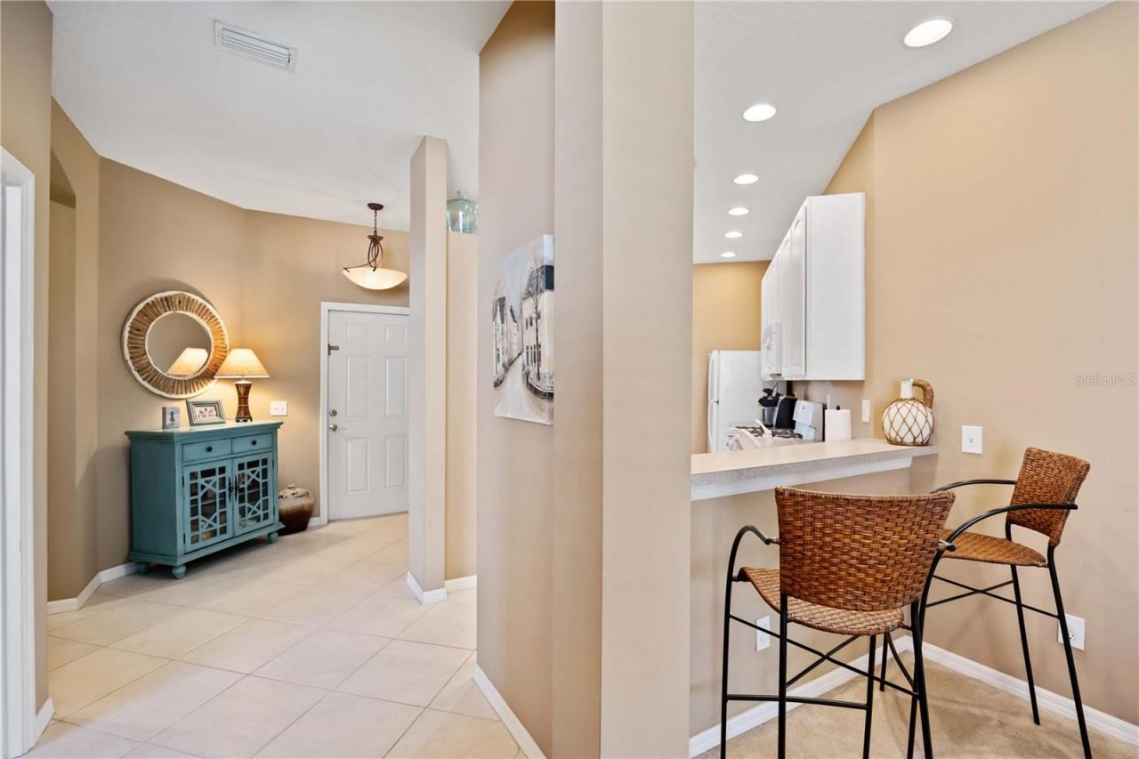 4040 Cascade Falls Drive, Sarasota, FL 34243 Photo