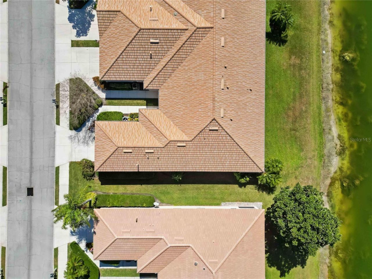 4040 Cascade Falls Drive, Sarasota, FL 34243 Photo