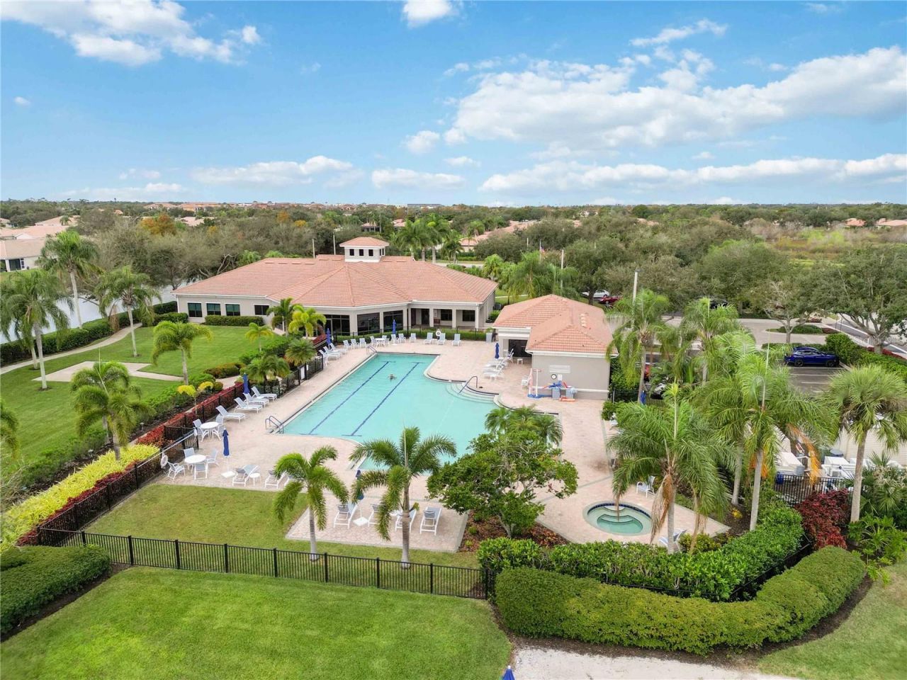 4040 Cascade Falls Drive, Sarasota, FL 34243 Photo