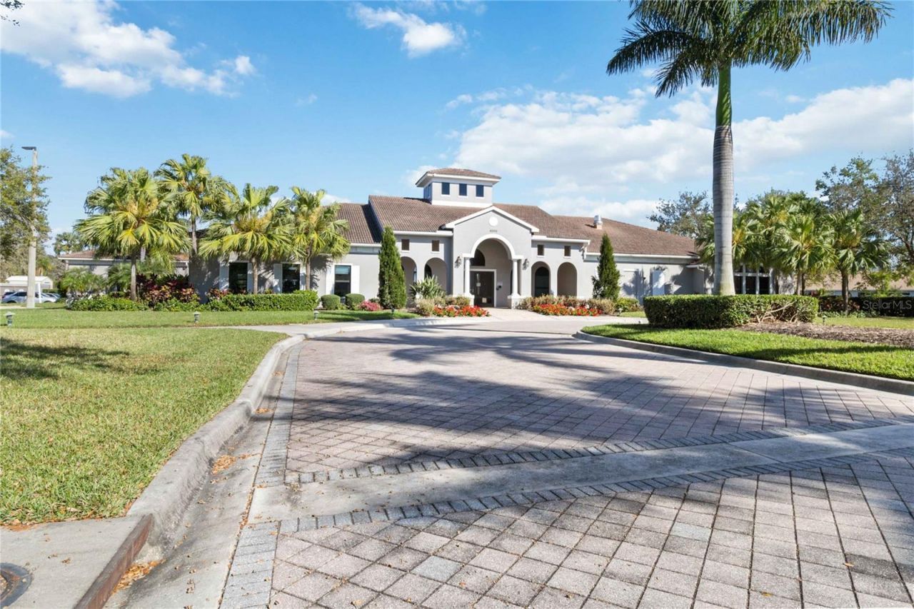 4040 Cascade Falls Drive, Sarasota, FL 34243 Photo