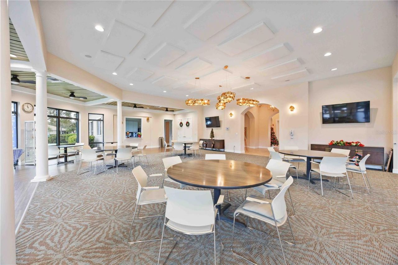 4040 Cascade Falls Drive, Sarasota, FL 34243 Photo