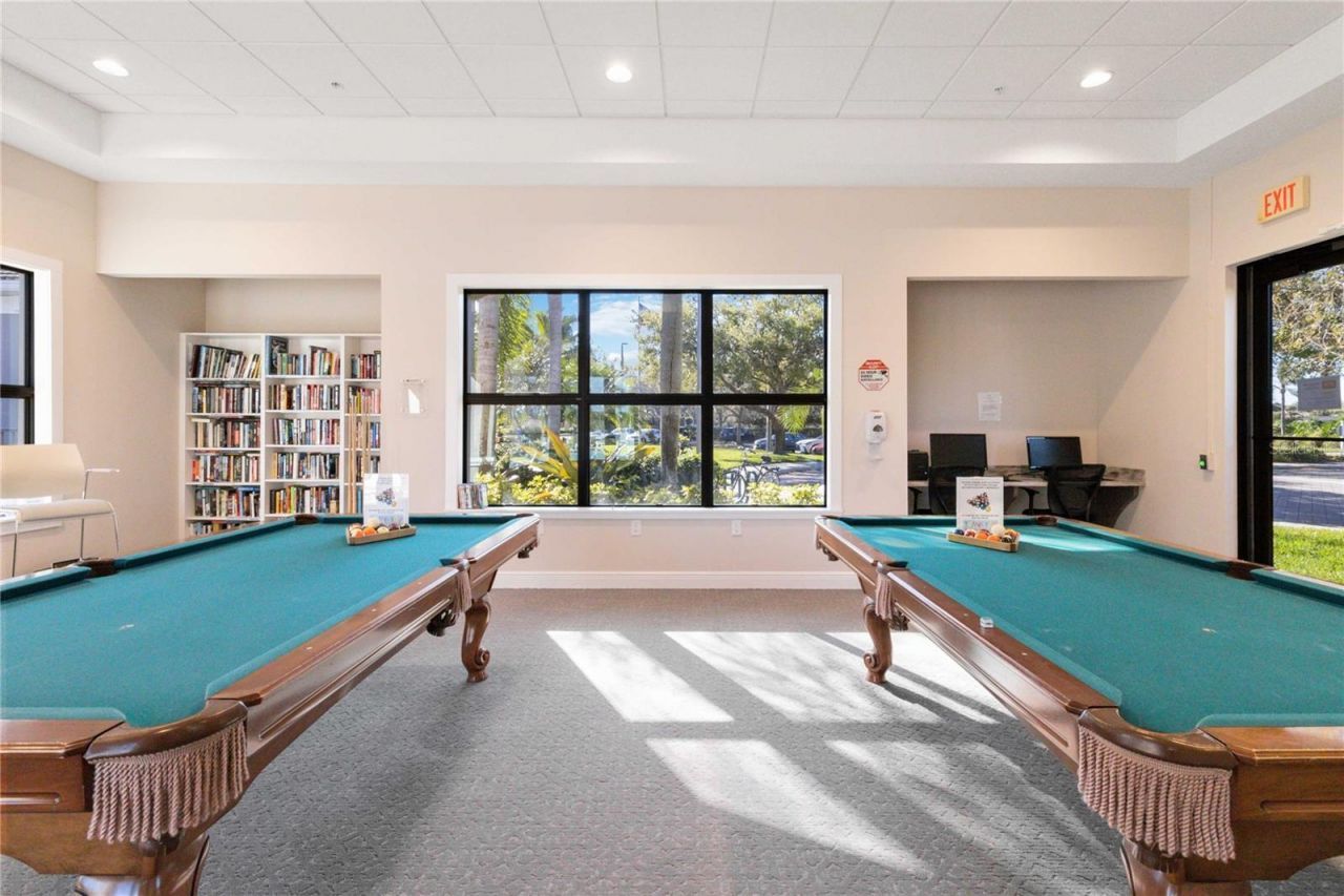 4040 Cascade Falls Drive, Sarasota, FL 34243 Photo