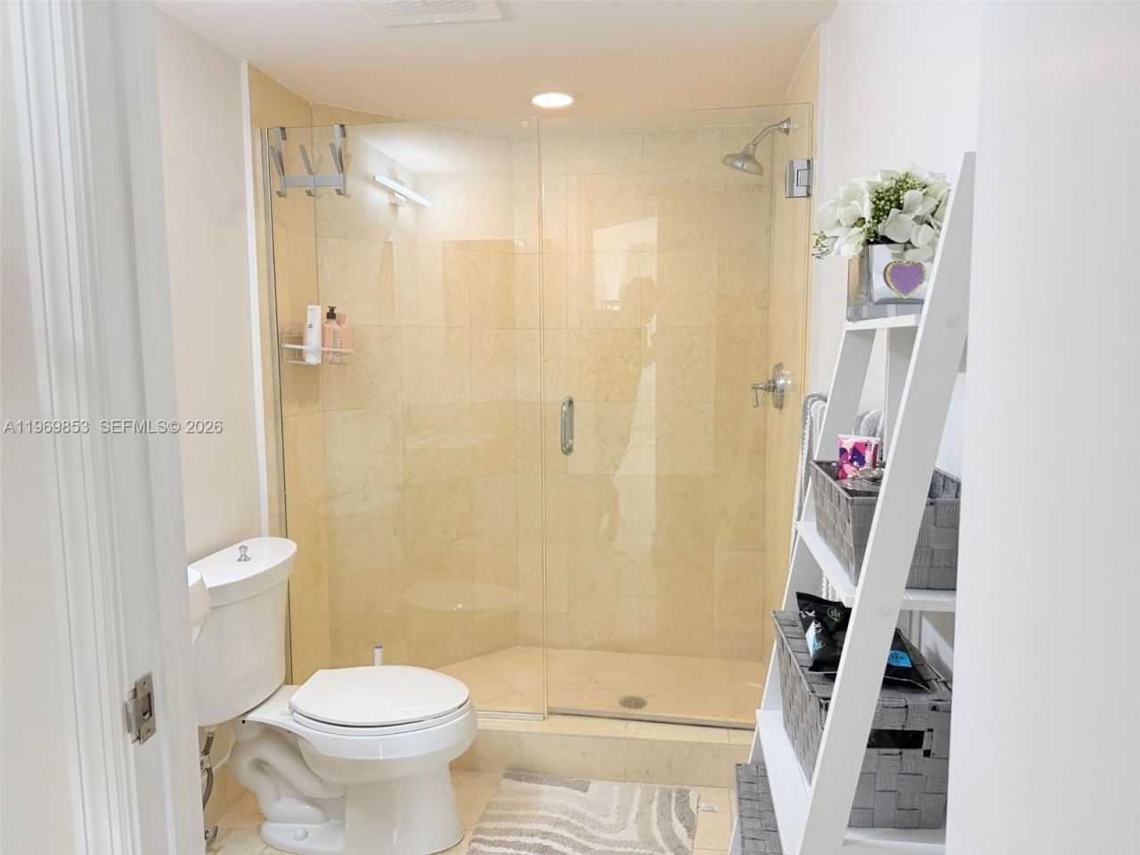 20000 E Country Club Dr, Unit 311, Aventura, FL 33180 Photo