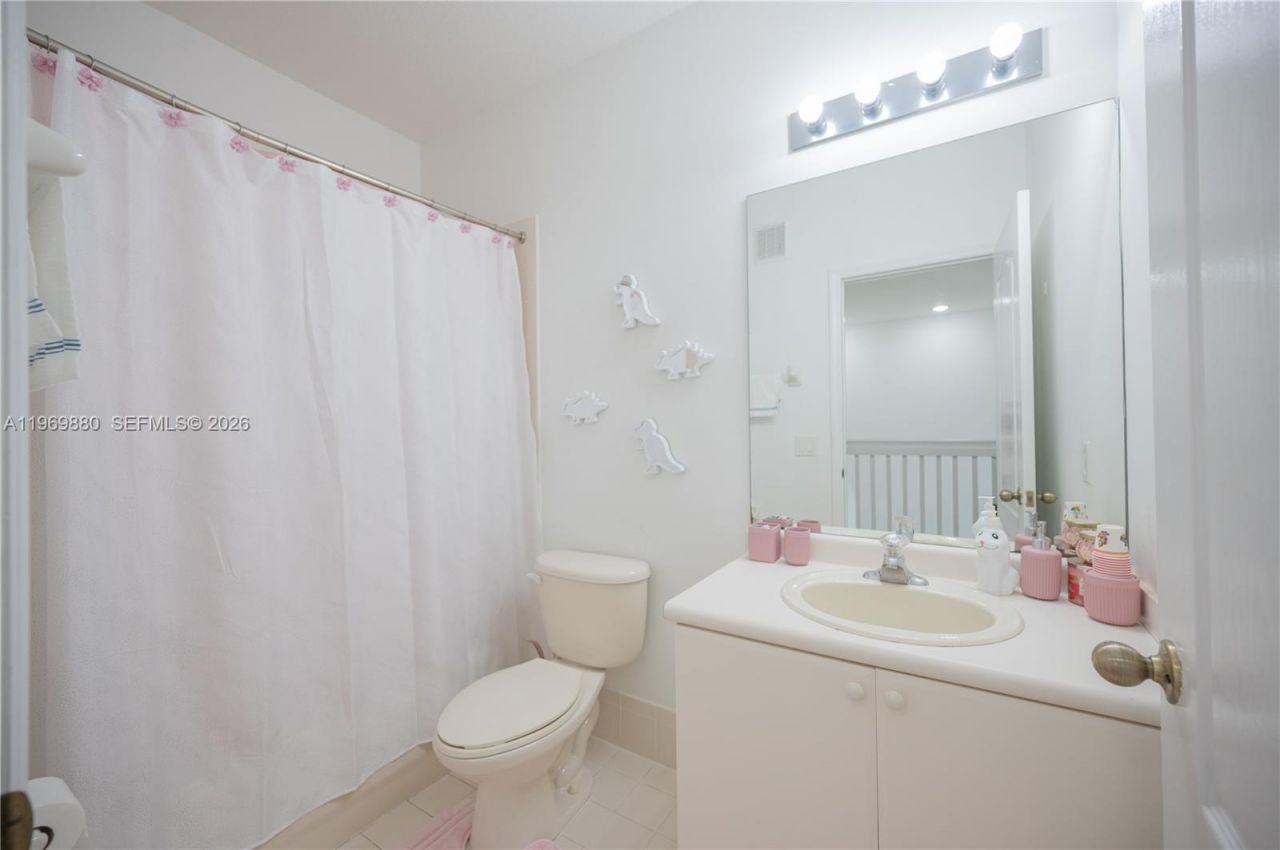 14964 SW 8 Ln, Miami, FL 33194 Photo