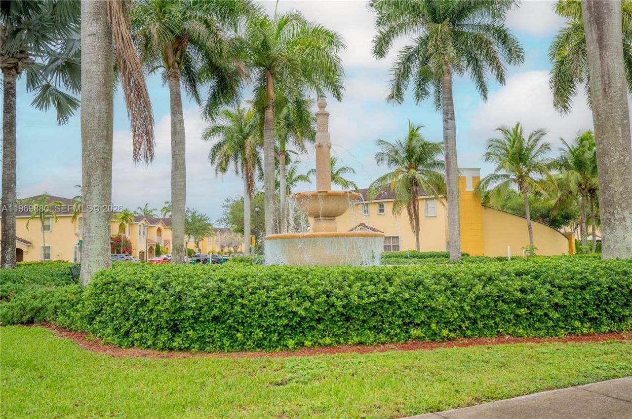 14964 SW 8 Ln, Miami, FL 33194 Photo