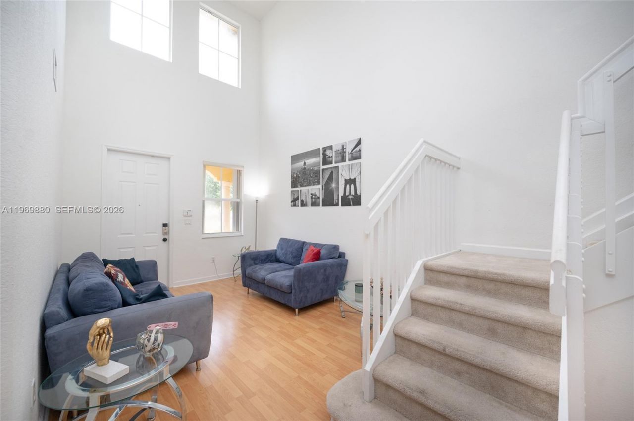 14964 SW 8 Ln, Miami, FL 33194 Photo