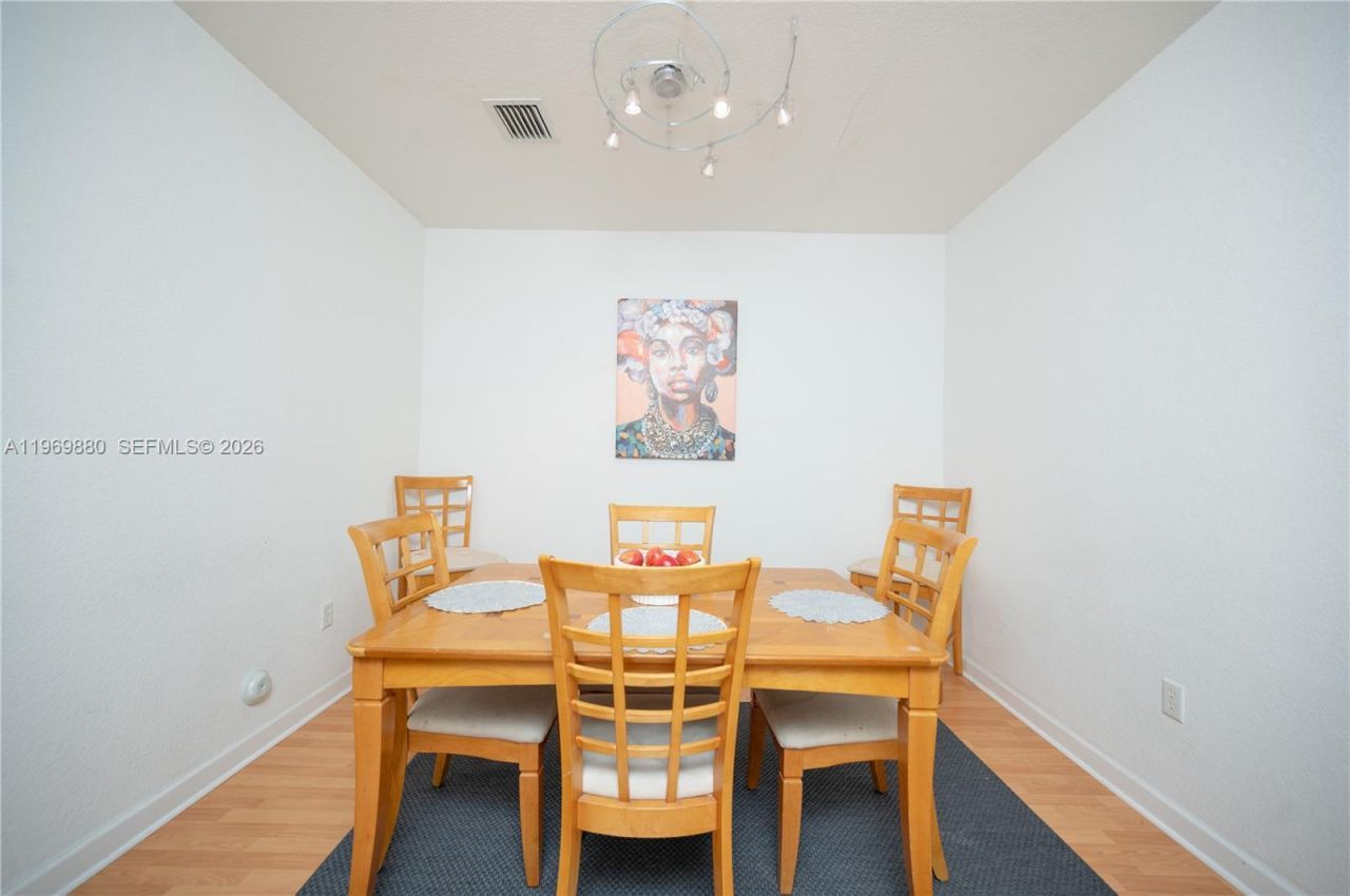 14964 SW 8 Ln, Miami, FL 33194 Photo