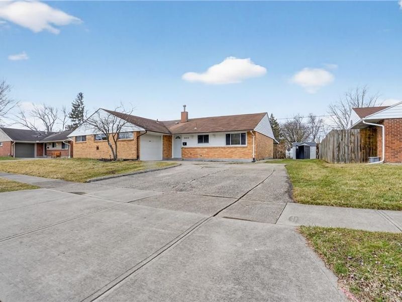 5455 Flotron Drive, Huber Heights, OH 45424 Photo 2