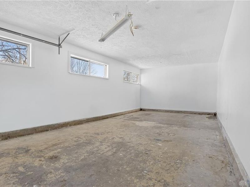 5455 Flotron Drive, Huber Heights, OH 45424 Photo 21