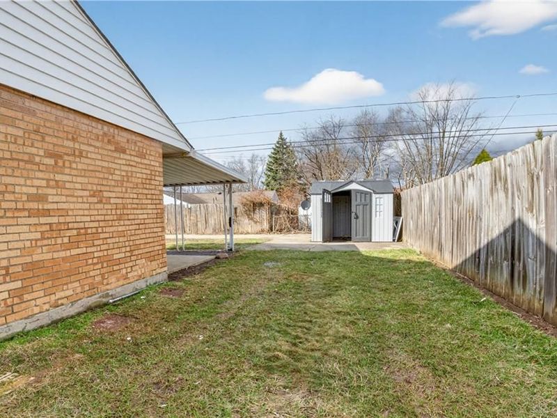 5455 Flotron Drive, Huber Heights, OH 45424 Photo 24