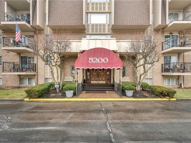 5200 West Boulevard, Unit 405, Boardman, OH 44512 Photo 1